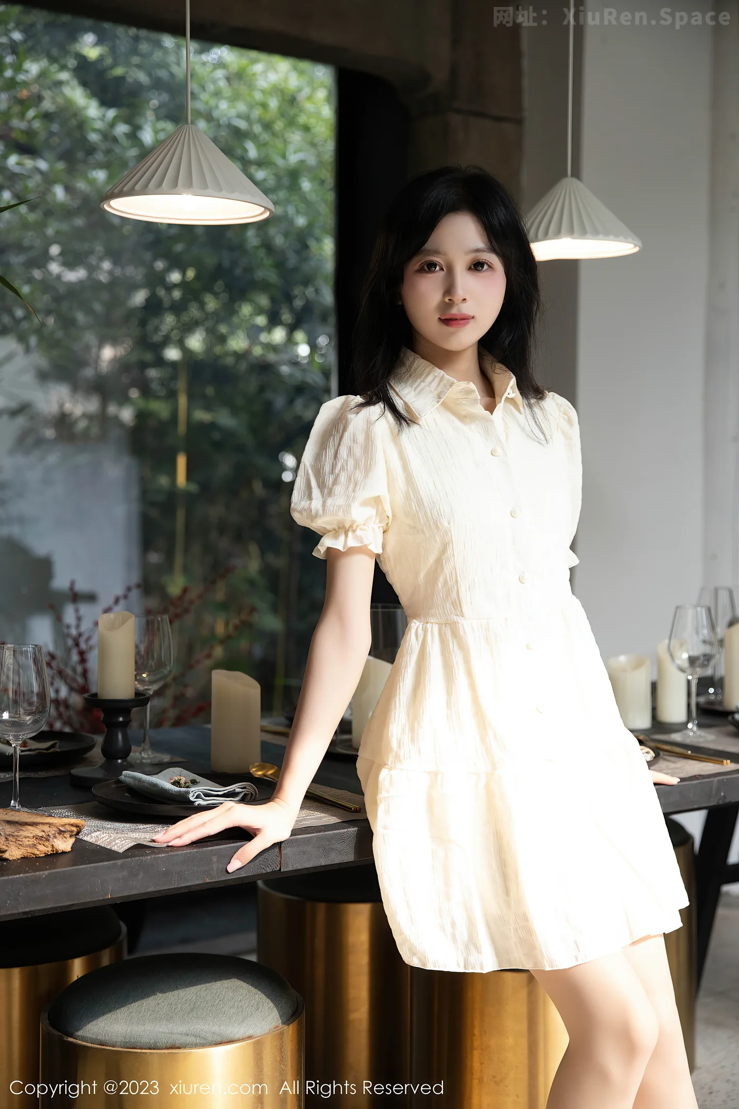 图片[5]-[XiuRen秀人网]VOL.7742 模特糖豆sisi性感淡黄连衣裙露白色蕾丝内衣配原色丝袜诱惑写真62P-秀人网官方网站